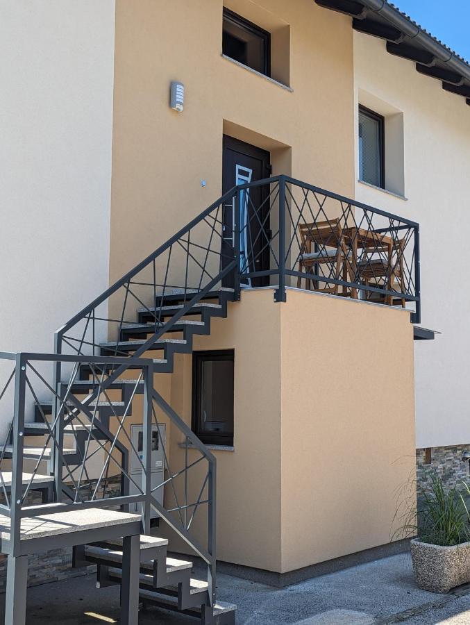 Domen'S Cozy Rentals Kranj Exteriör bild