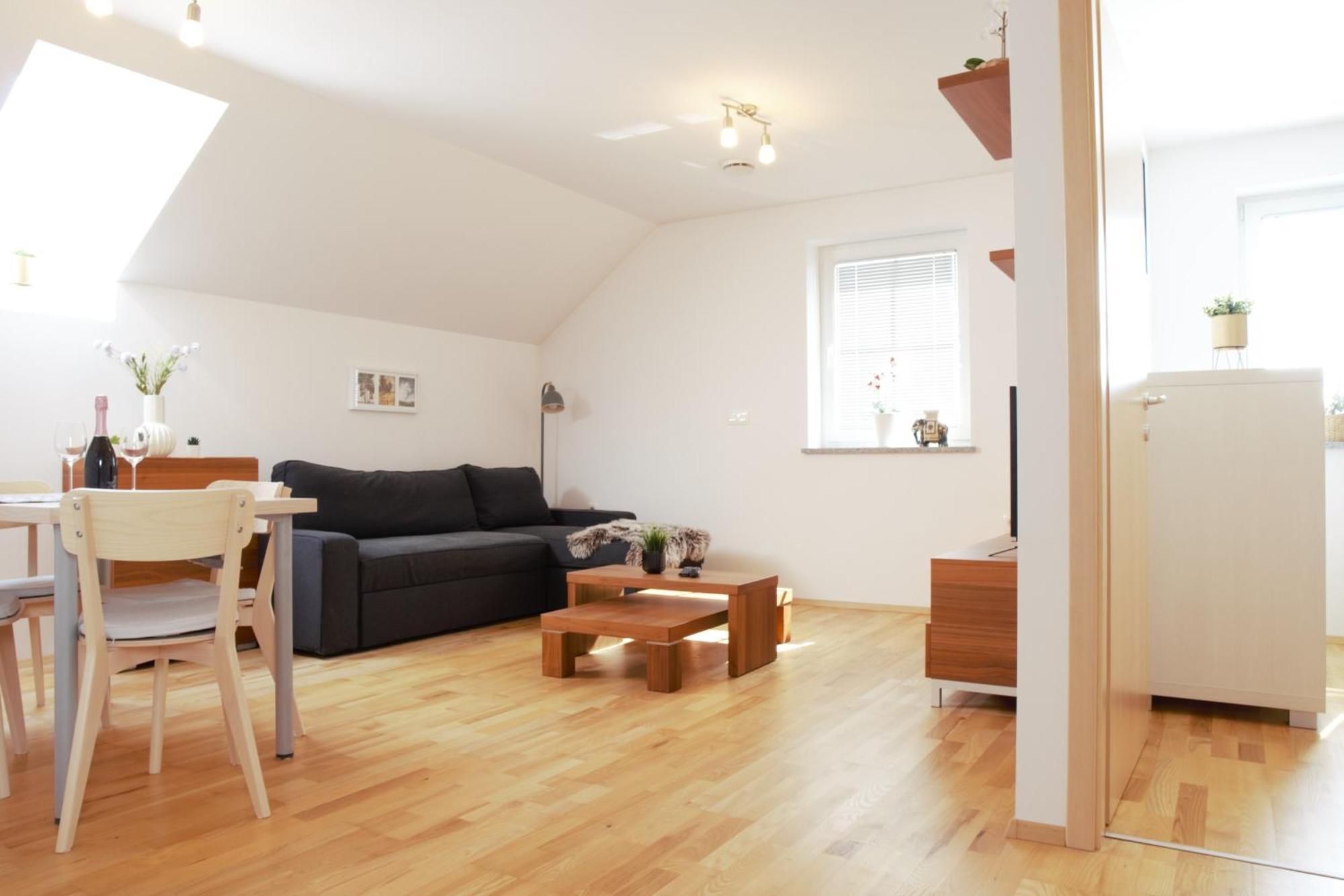 Domen'S Cozy Rentals Kranj Exteriör bild