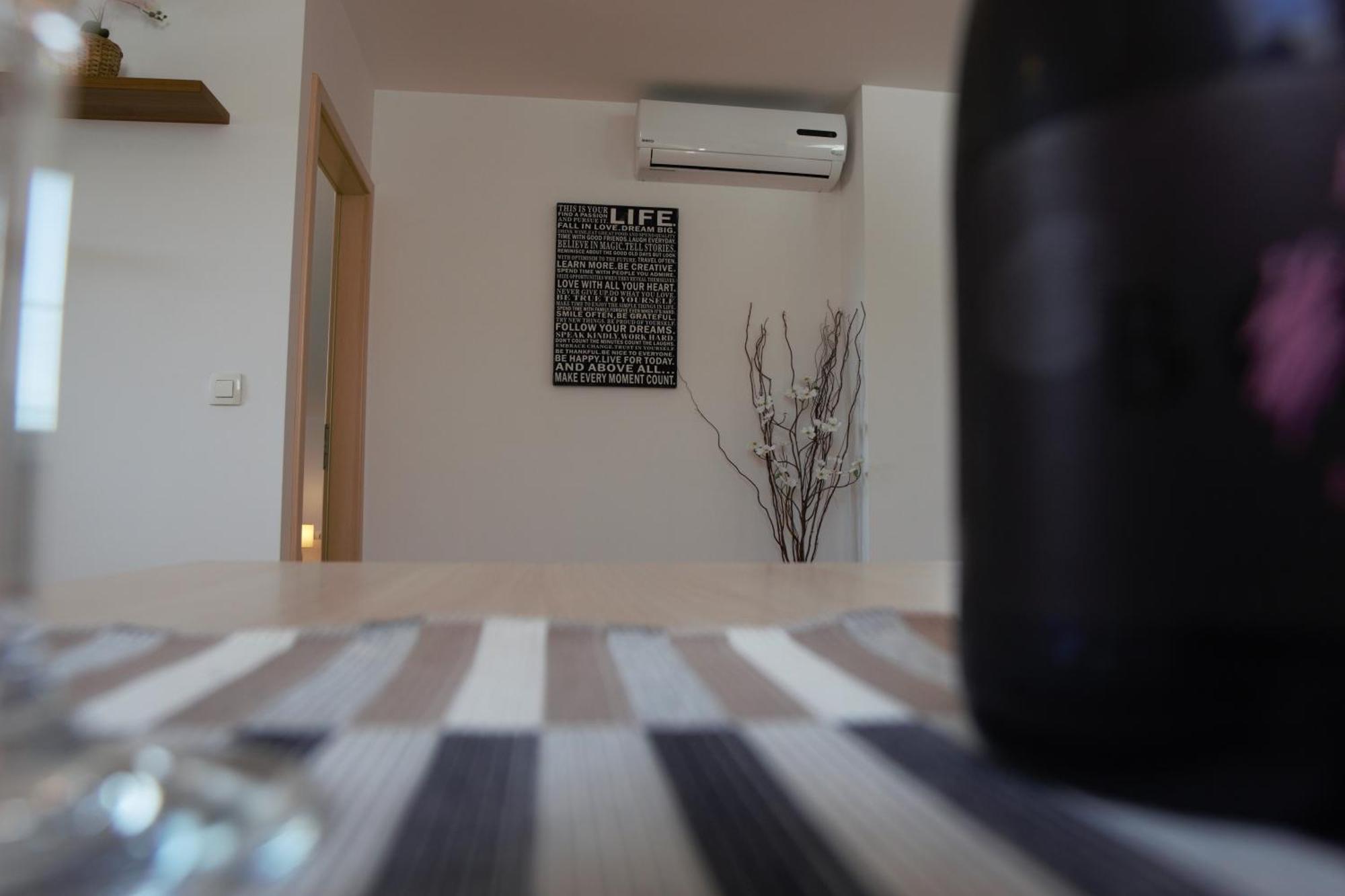 Domen'S Cozy Rentals Kranj Exteriör bild