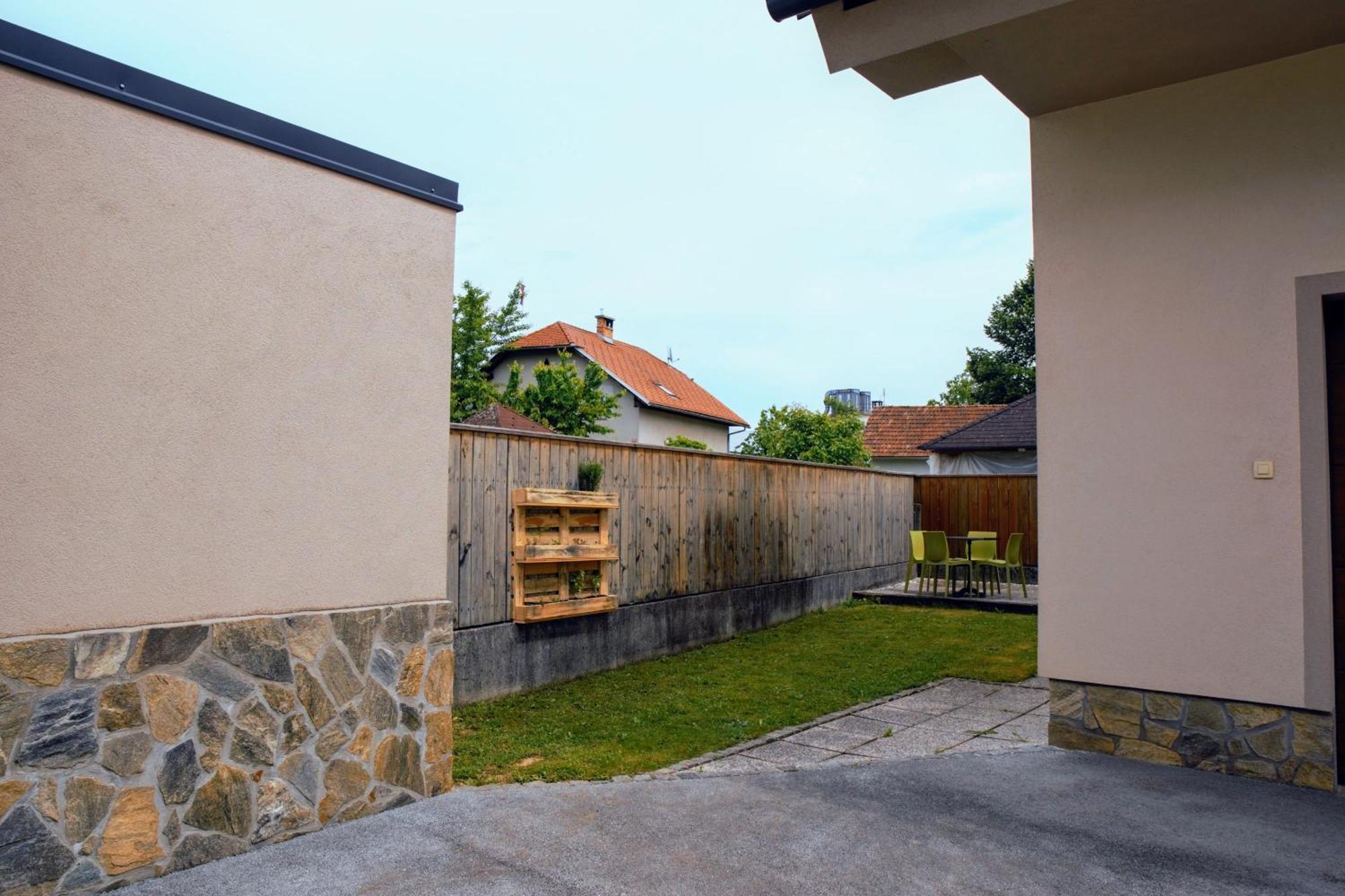 Domen'S Cozy Rentals Kranj Exteriör bild