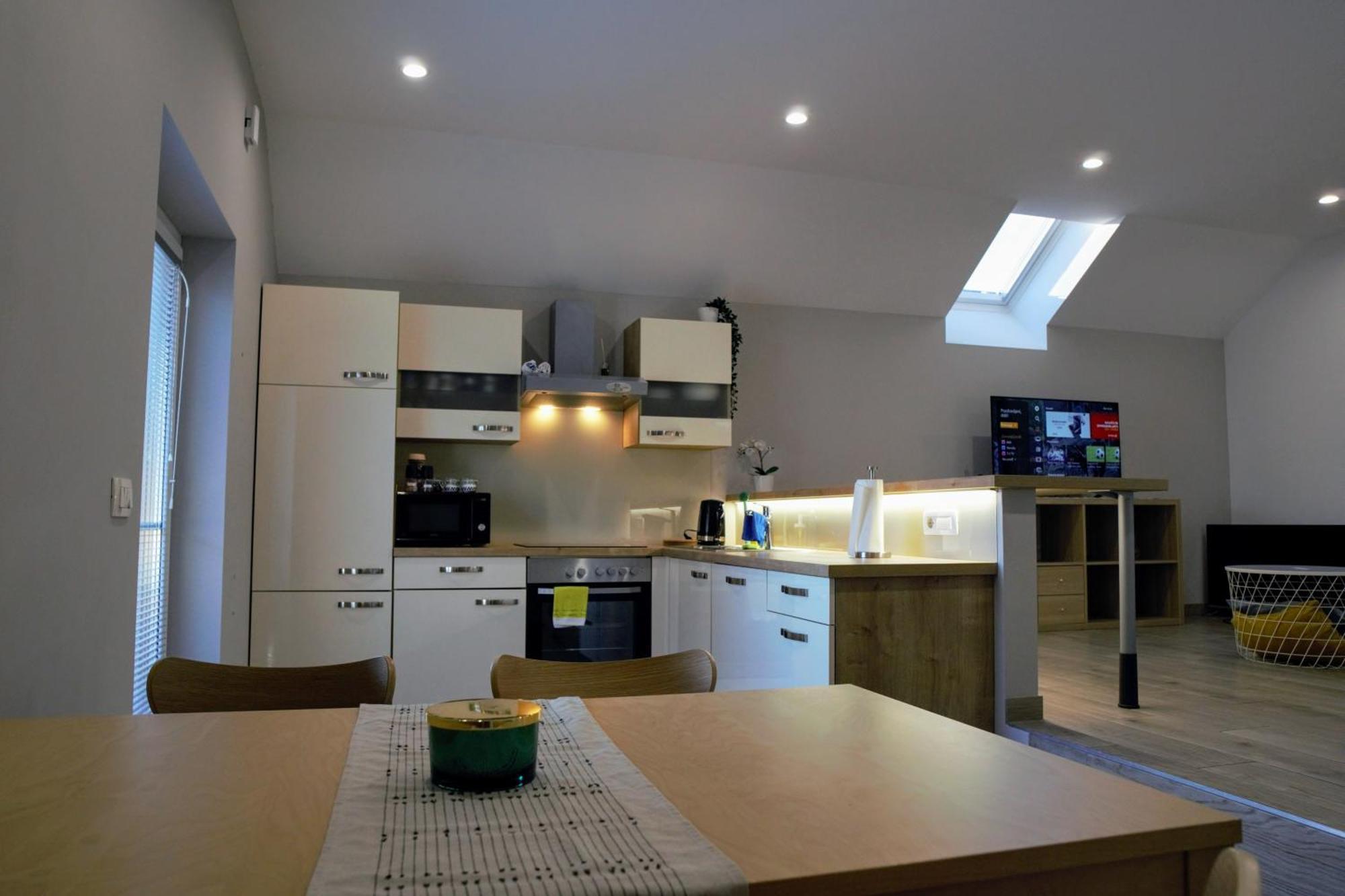 Domen'S Cozy Rentals Kranj Rum bild